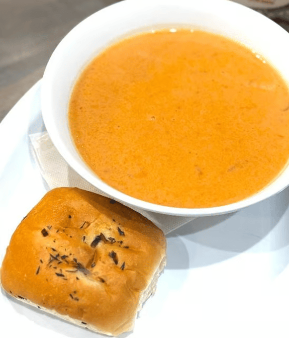 2 Quart Lobster Bisque